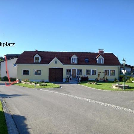 Apartment Am Alpakahof Hahn Grafenschlag Extérieur photo