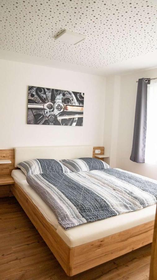 Apartment Am Alpakahof Hahn Grafenschlag Extérieur photo